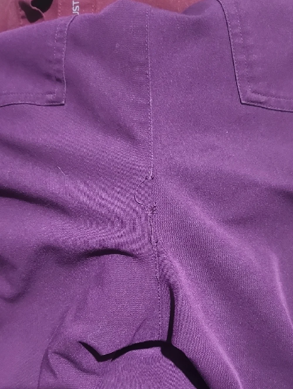 FIGS Women's Plum V-Neckless Tunic Top And Pants - Picture 6 of 6